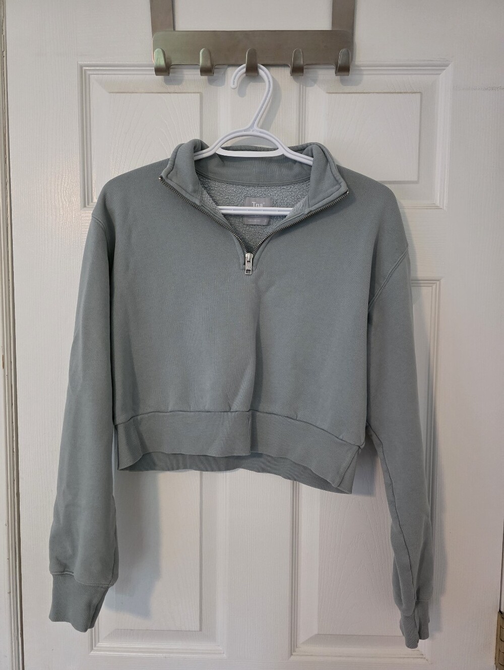 TNA Fleece Cropped 1/4 Zip Sweatshirt | Size Small - Picture 2 of 10